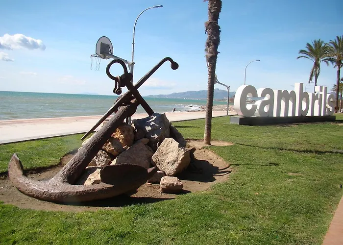 Playa Esquirol 캠브릴스
