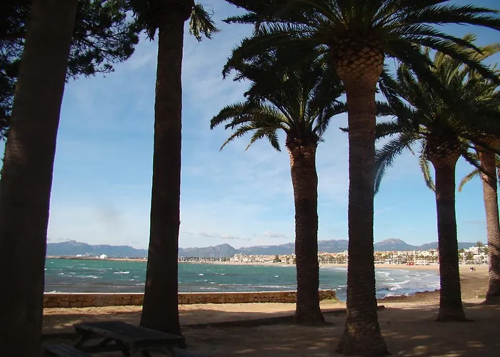 Playa Esquirol 아파트